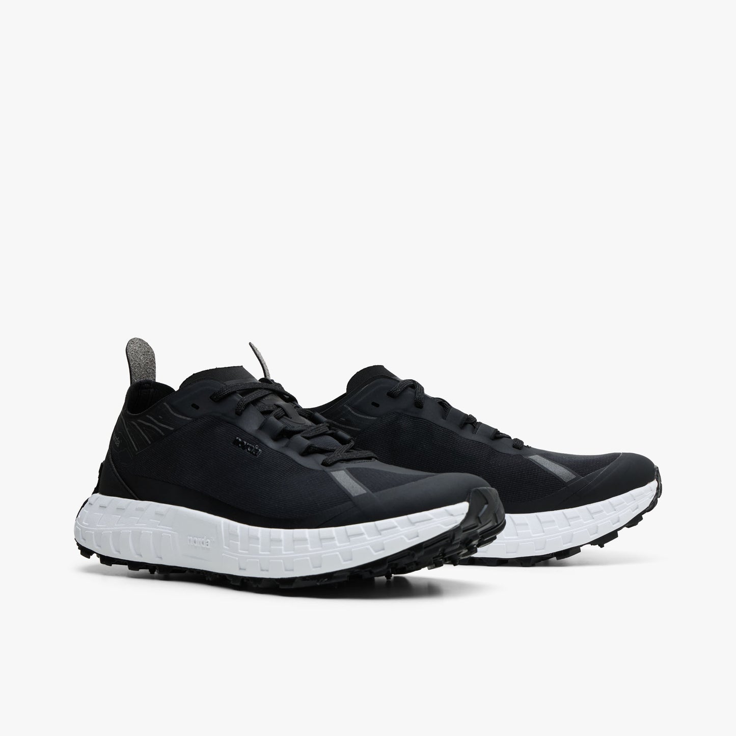norda 001A / Noir
