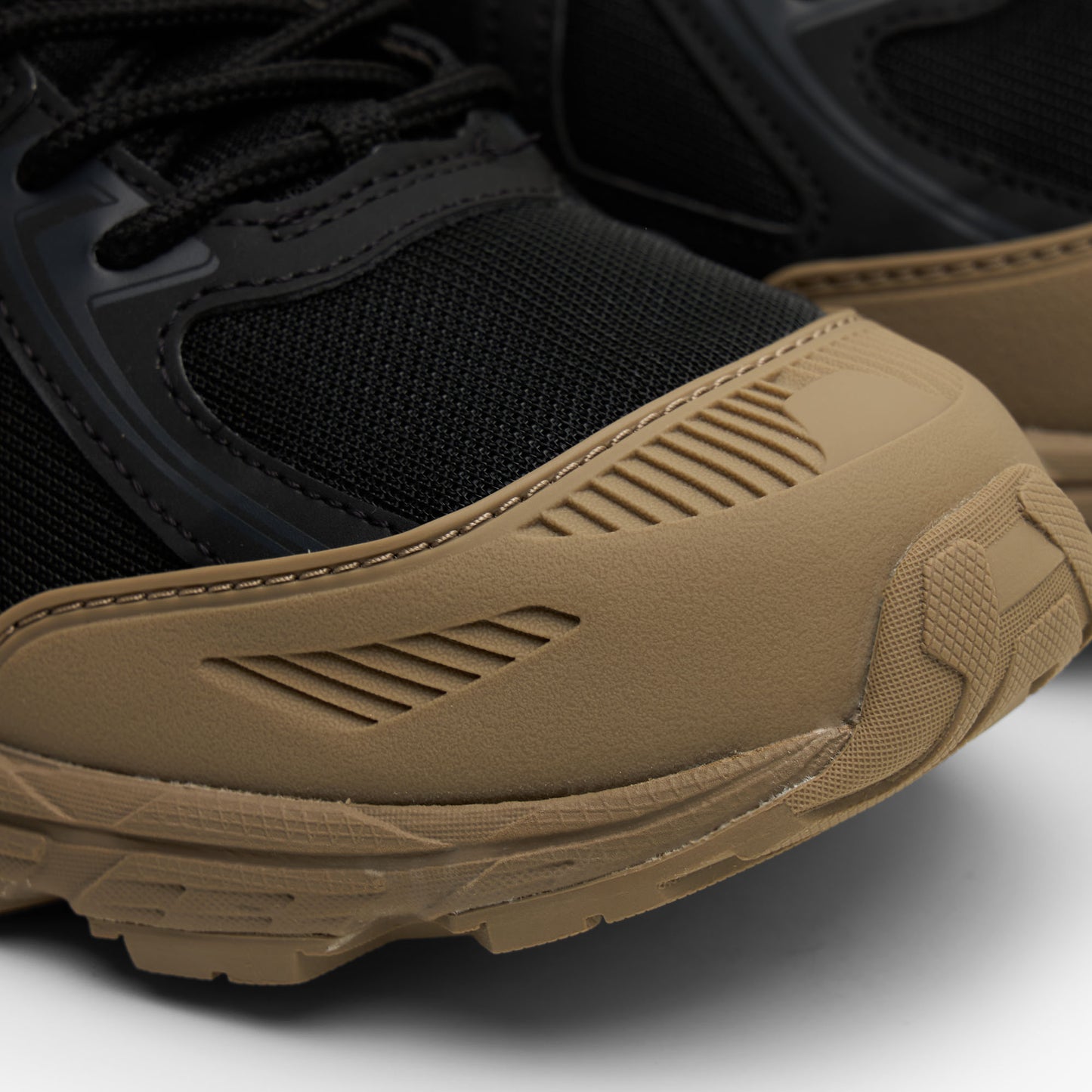 ASICS GEL-Venture 6 Shield Black / Pepper