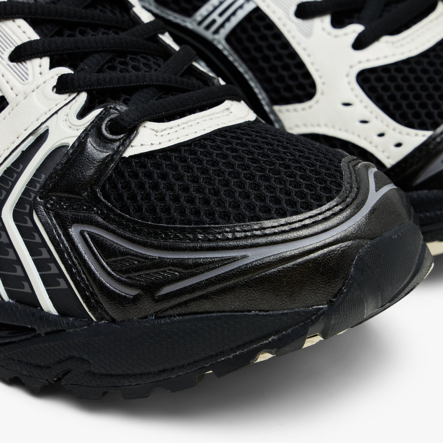 ASICS GEL-KAYANO 14 Noir / Crème