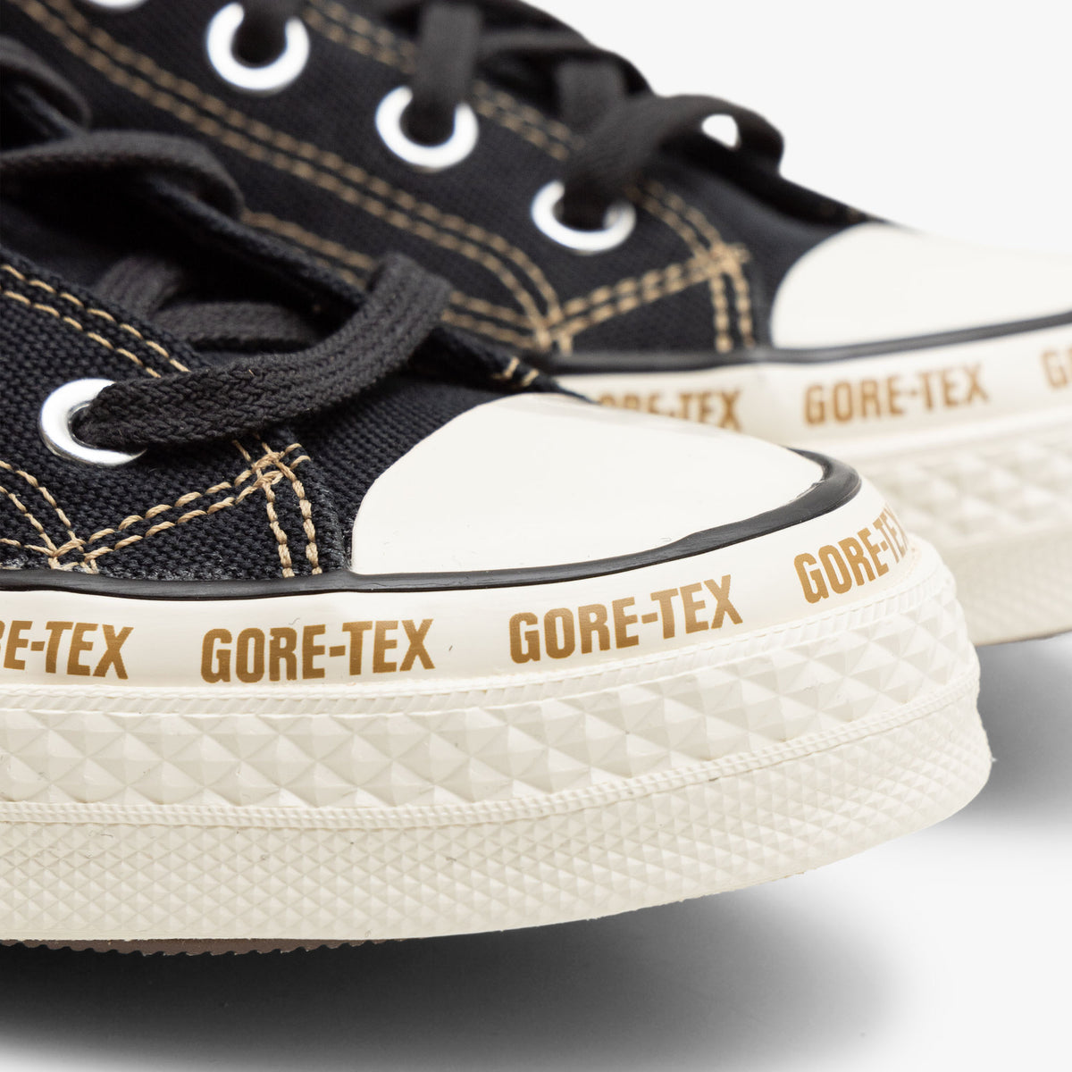 Converse Chuck 70 Hi GTX Noir / Tabouret de crapaud Beige - Aigrette