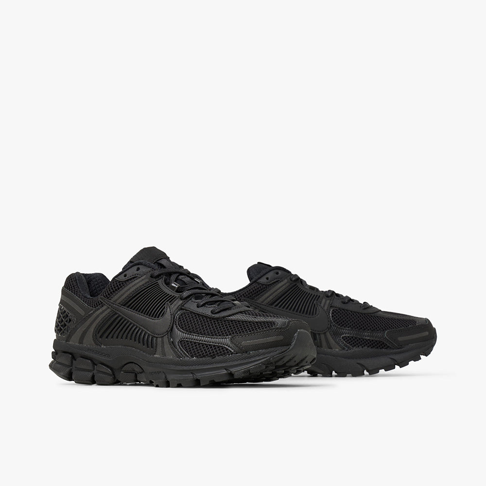 Nike Zoom Vomero 5 Noir / Noir