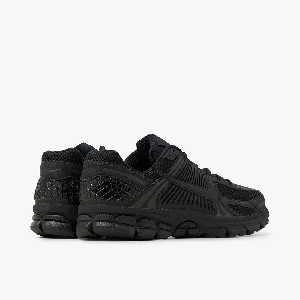 Nike Zoom Vomero 5 Noir / Noir