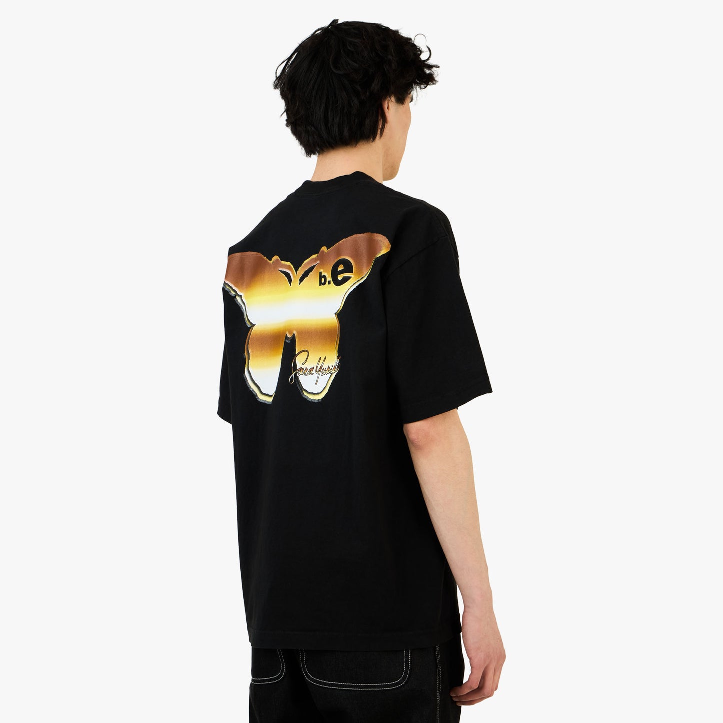 b.Eautiful x Sara Yukiko b.e Girl T-Shirt Noir