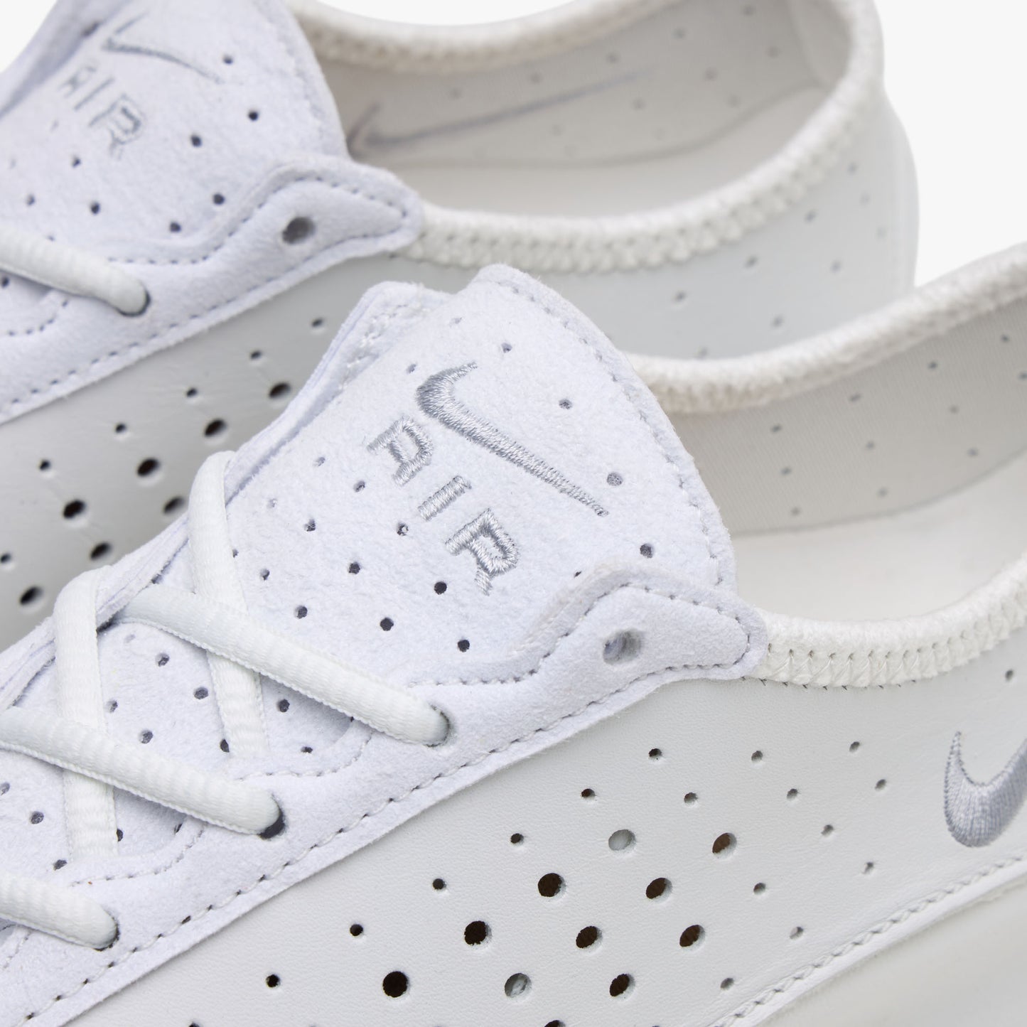 Nike Women's Air Superfly White / Metallic Silver - Black