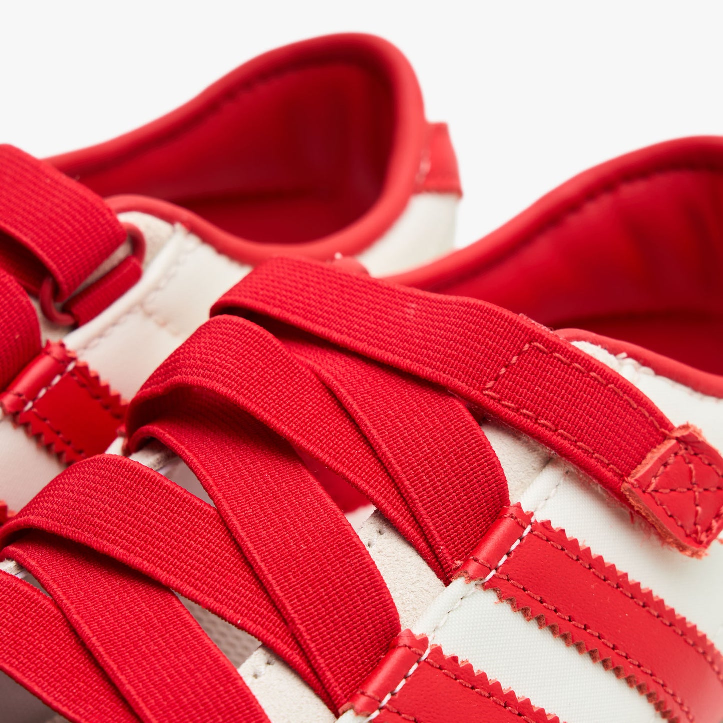 adidas Originals Women's Tokyo MJ Cream White / Red