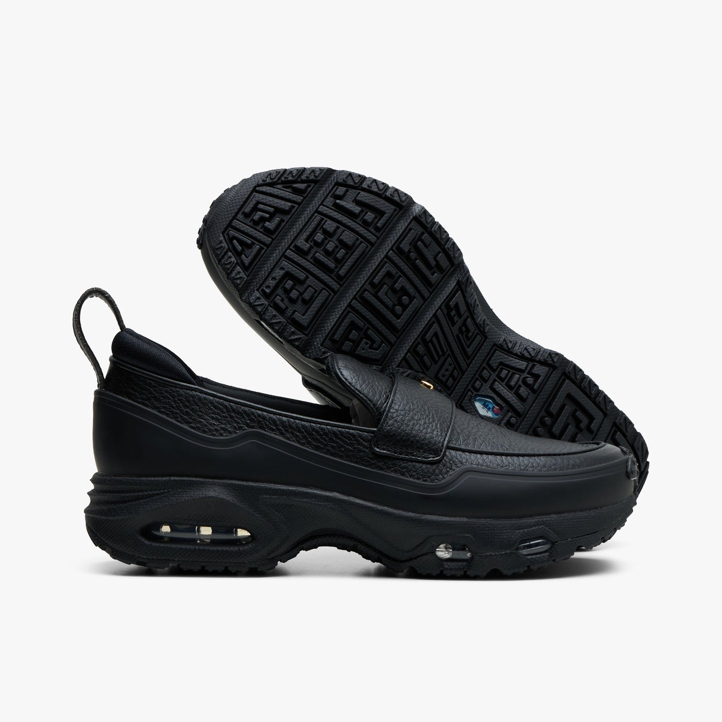 Nike Women's Air Max Phenomena Black / Metallic Gold