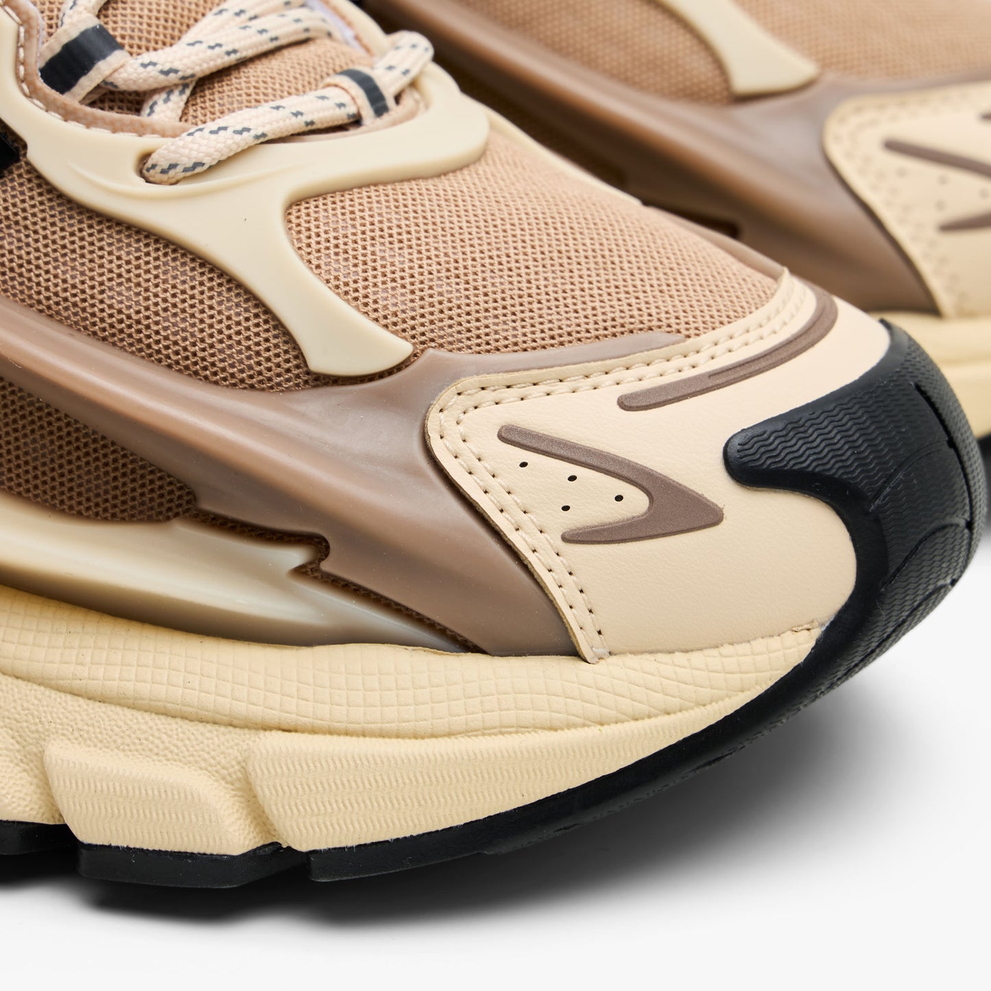 adidas Originals x Pharrell VIRGINIA Adistar Jellyfish Crystal Sand / Trace Brown - Black