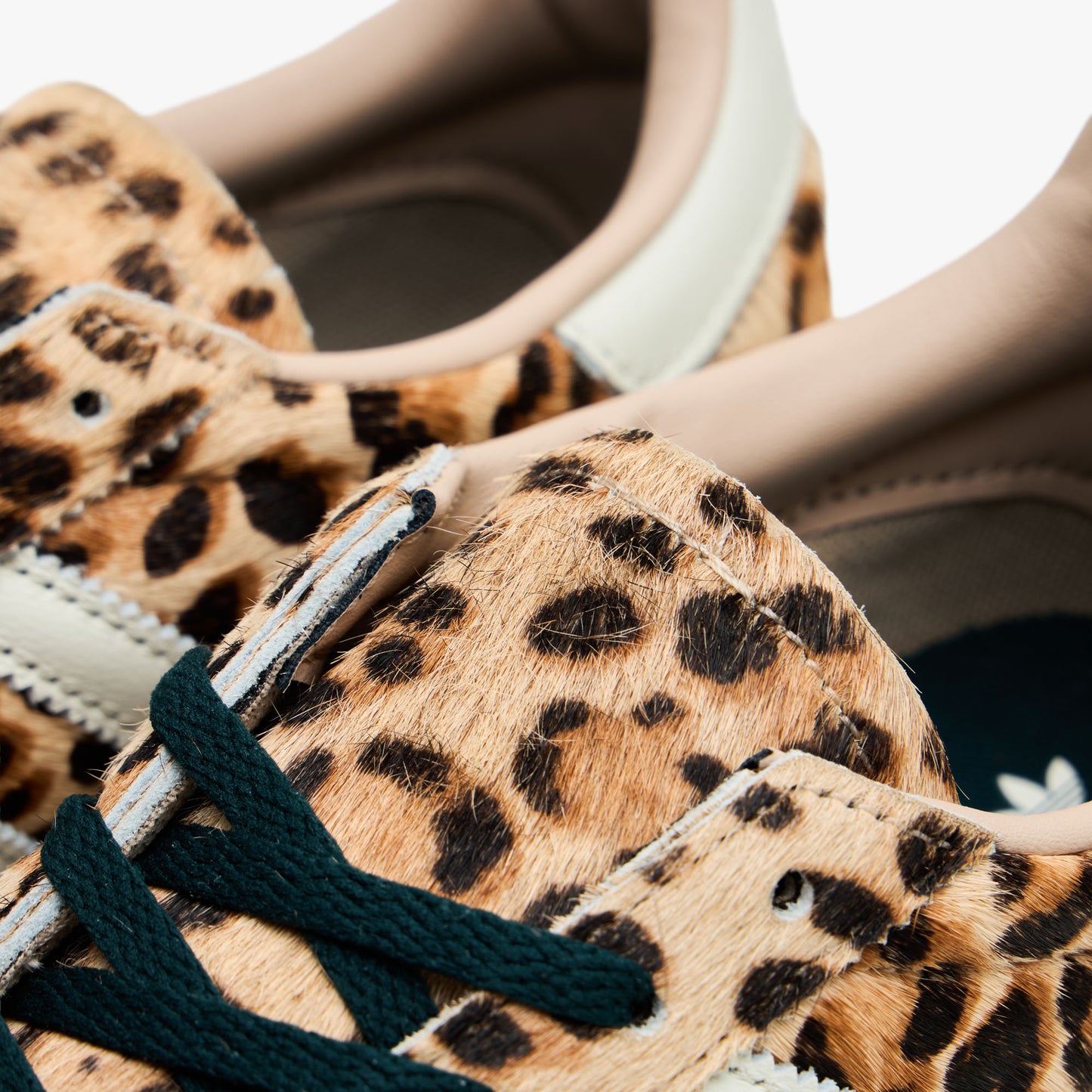 adidas Handball Spezial pour femme Beige Magique / Ivoire