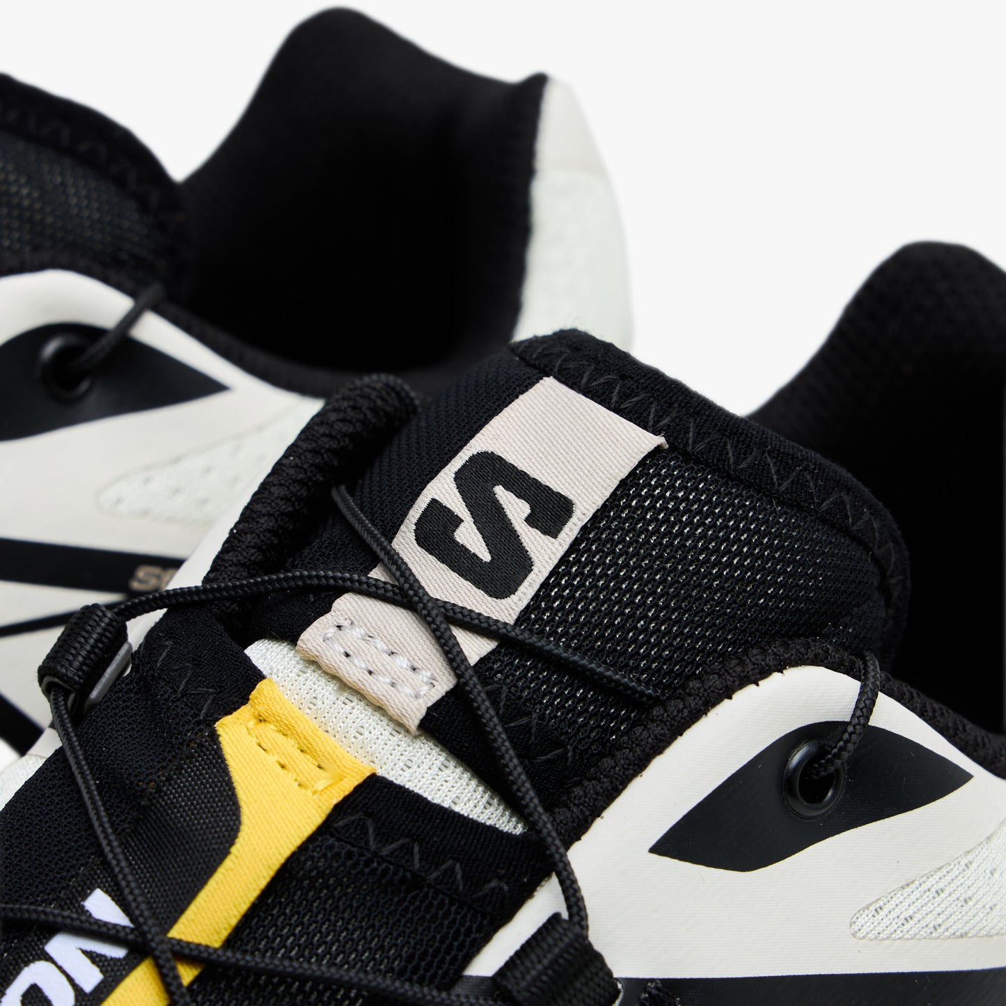 Salomon XT-6 Vanilla Ice / Black - Silver Cloud