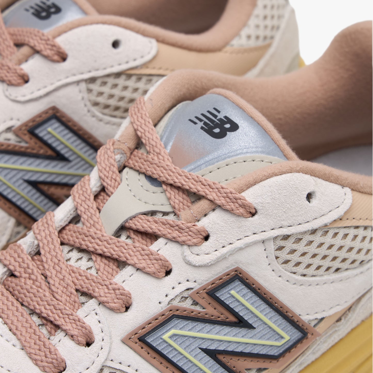 New Balance 2010 Linen / Desert Clay