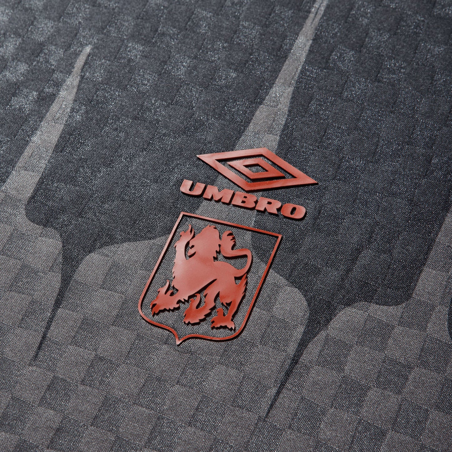 T-shirt Umbro History Tape Kit Noir / Rouge - Anthracite