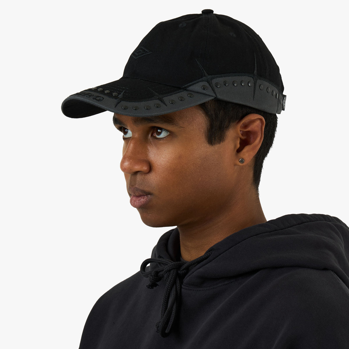 Umbro Spikes Stud Cap / Black