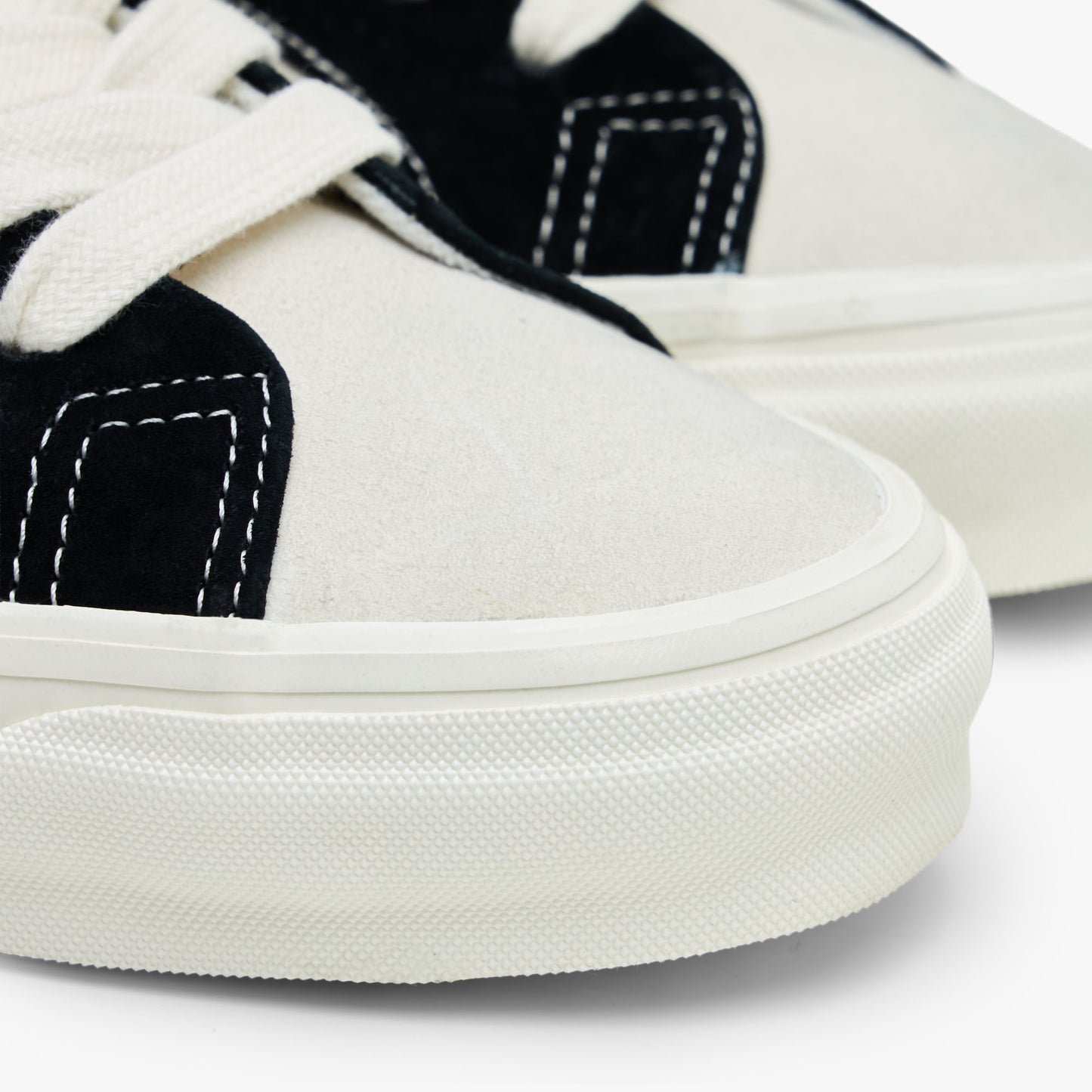 Vans LX Lampin Black / Marshmallow