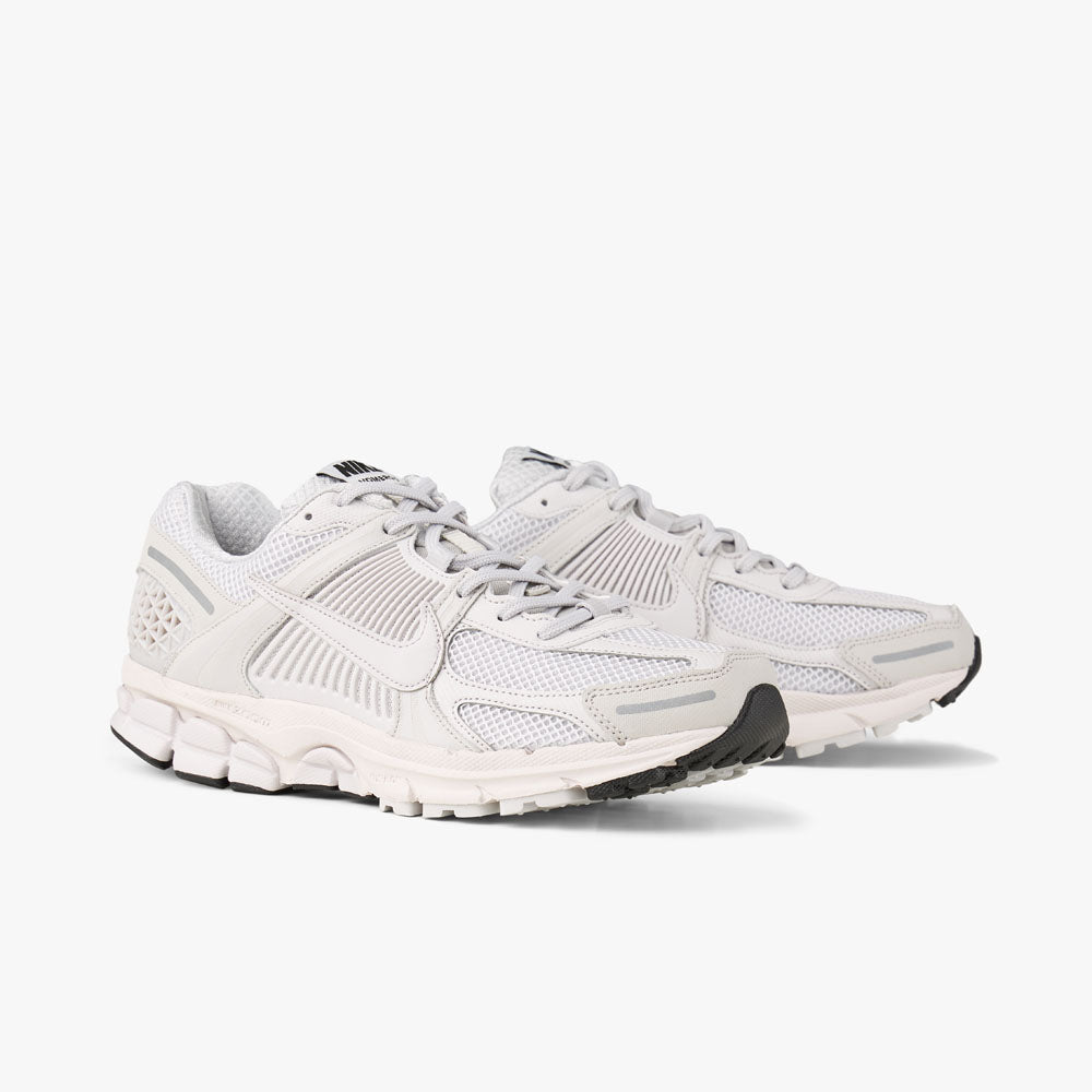 Nike Zoom Vomero 5 SP / Gris Clair