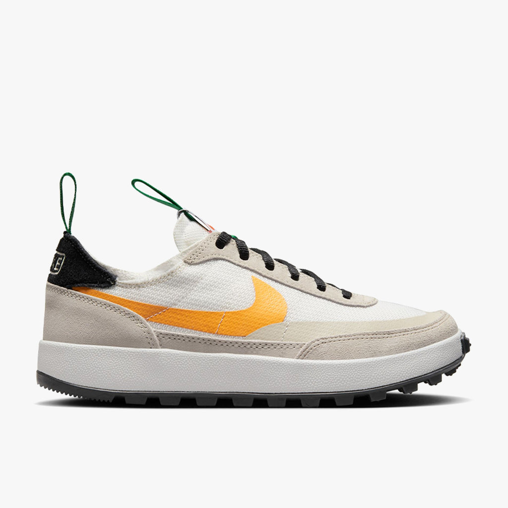 Nike Women's General Purpose Summit White / University Gold - Black