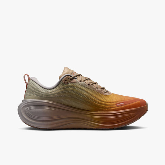 Nike Vomero Plus SP / Desert Camo / Yukon Brown - Ceramic