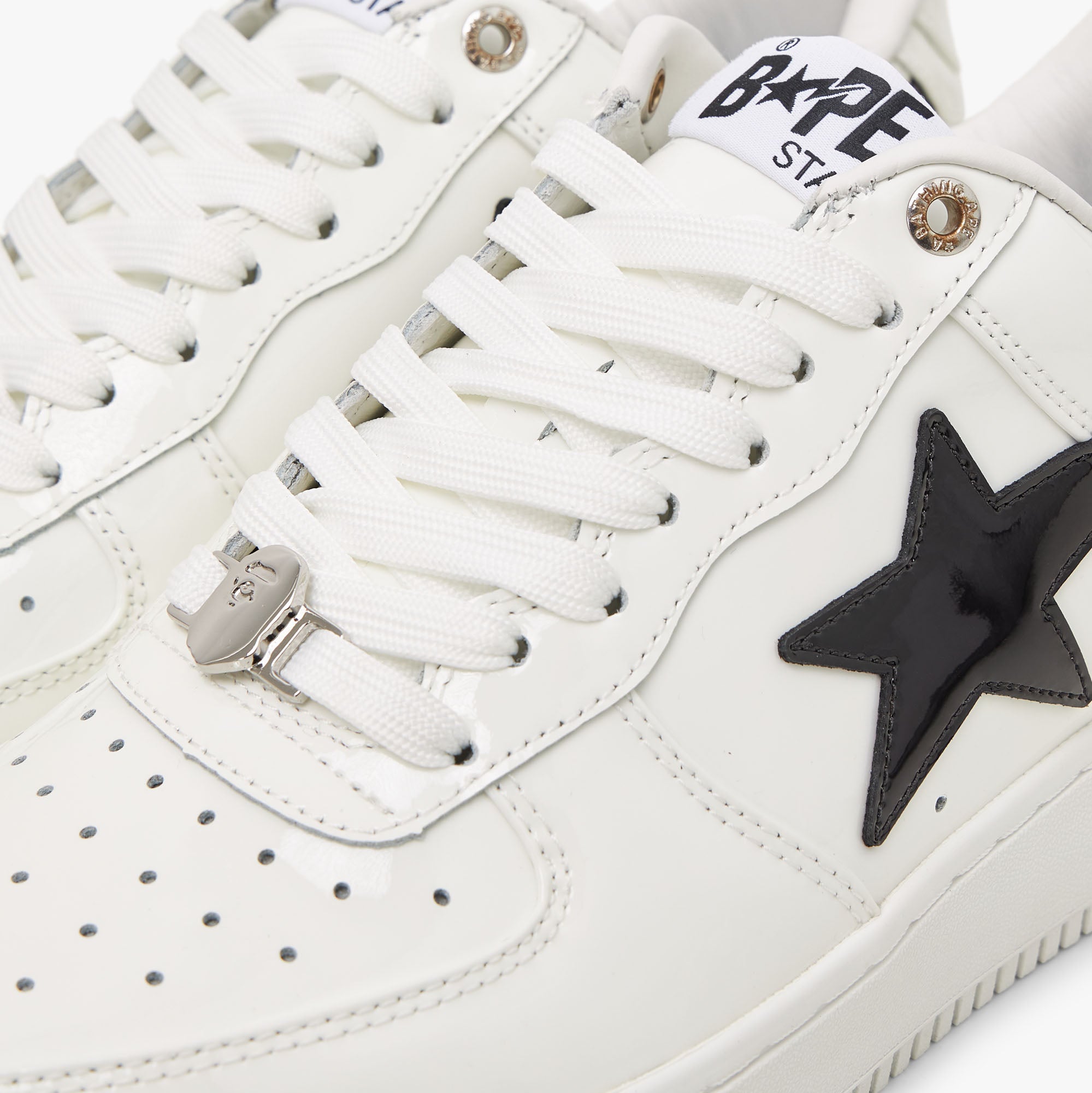 BAPE STA 2 M1 White Livestock