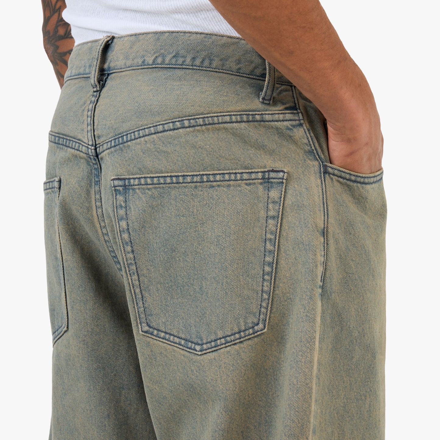BEAMS Wide Tapered Denim / Pink Used
