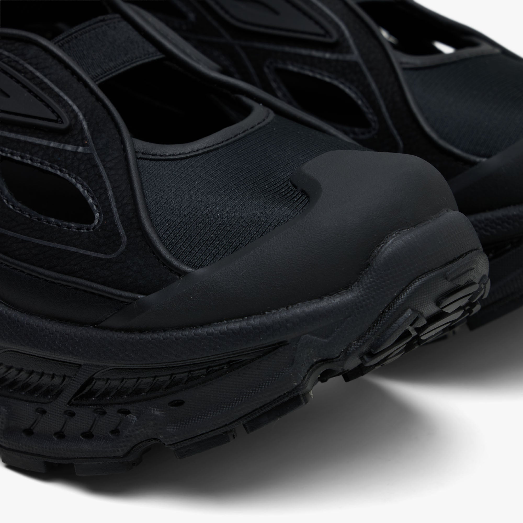 Hoka Stinson Breeze Black / Carbon Black | Livestock