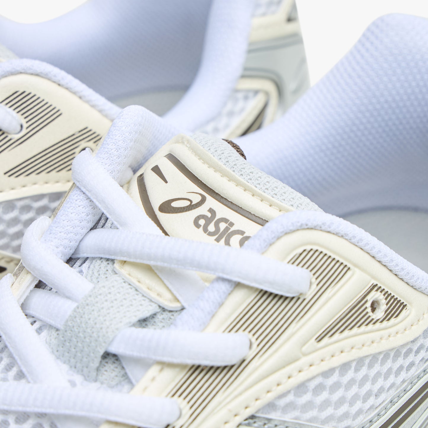 ASICS GEL-KAYANO 14 Blanc / Ivoire