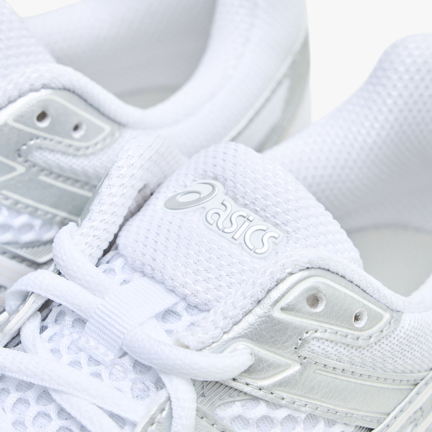 ASICS GEL-CUMULUS 16 White / White