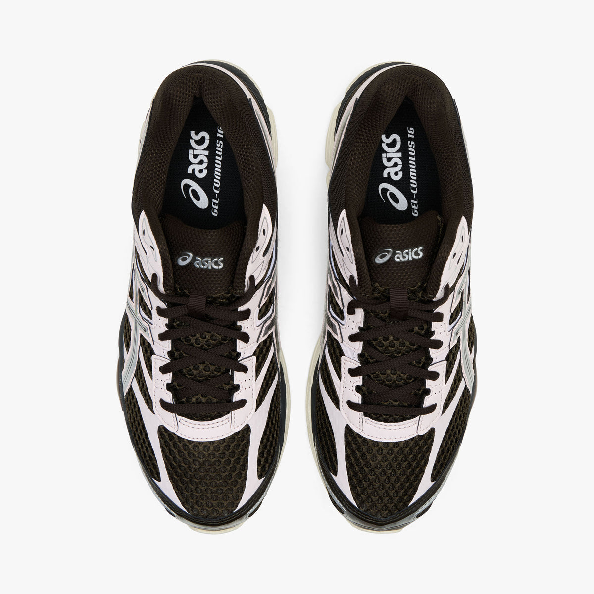 ASICS GEL-CUMULUS 16. Top-down overhead view of a pair of sneakers displaying dark black coffee mesh toe boxes, cream overlays, dark laces, padded collars, and dark branded insoles. 