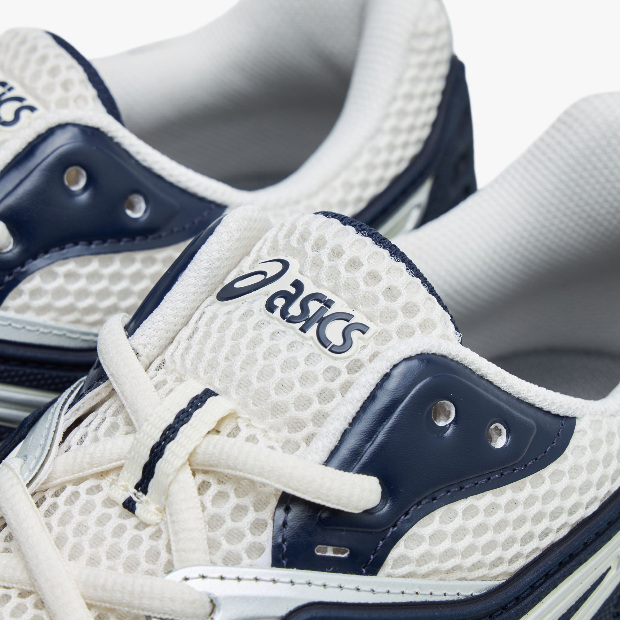 アシックスASICS GEL-SD-LYTE MIDNIGHT/CREAM ASICS Gel-SD Lyte Midnight / Cream | Livestock
