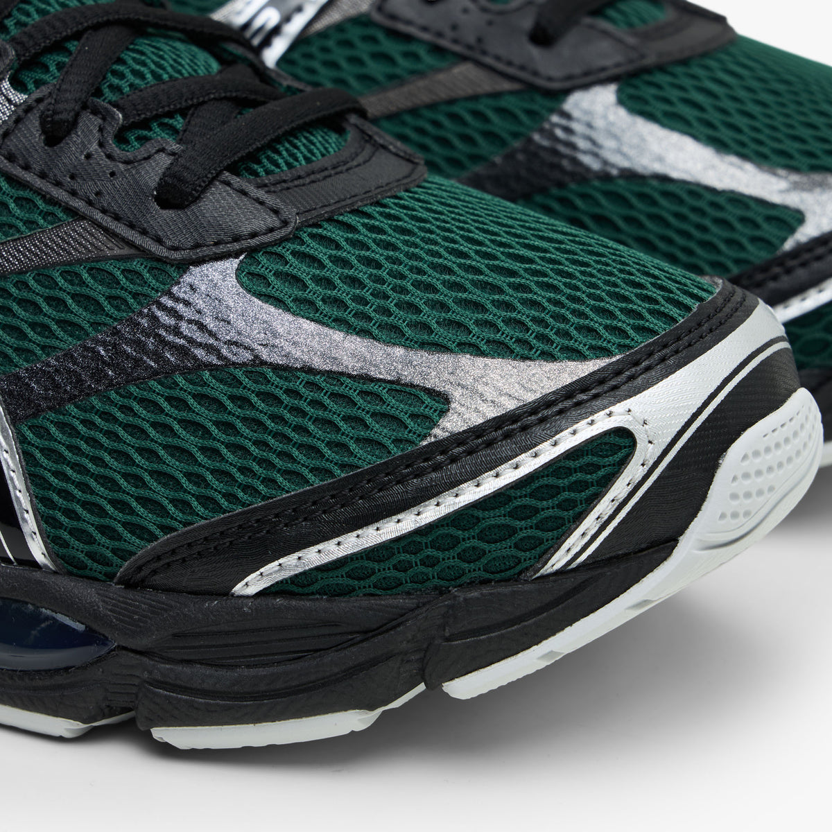ASICS GEL-CUMULUS 16 Evergreen / Black