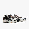 ASICS x EARLS GEL-CUMULUS 16 Coconut Milk / Black   2