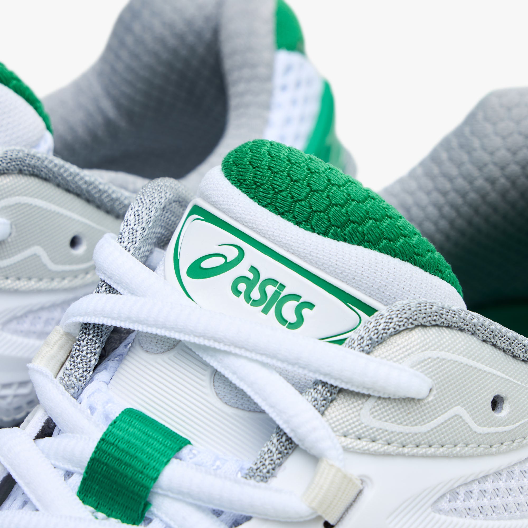ASICS x HIDDEN NY GEL-Kinetic 2.0 White / Castle Rock | Livestock