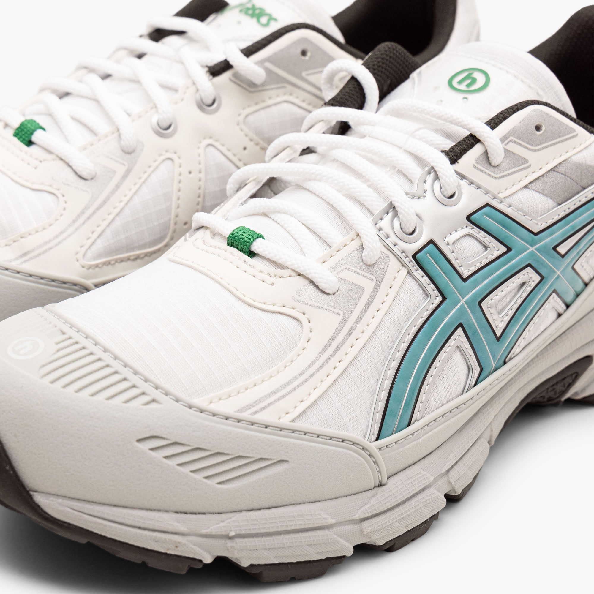 u♡ ASICS x HIDDEN NY GEL-Venture 6 Shield / White / Wasabi – Livestock