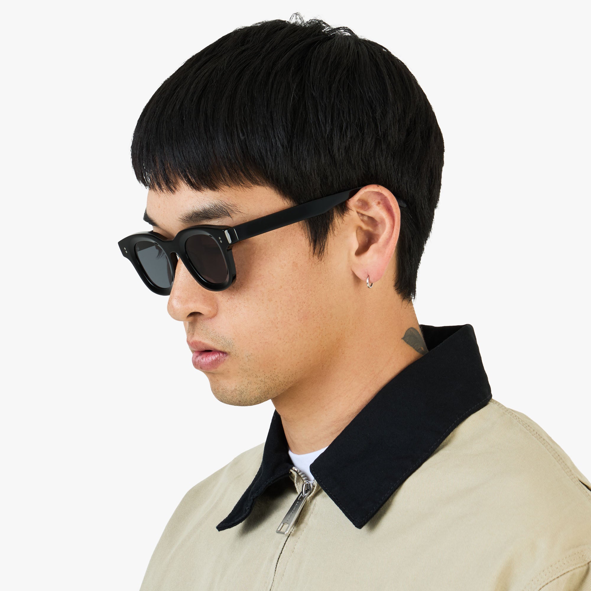 AKILA Apollo Black / Black | Livestock