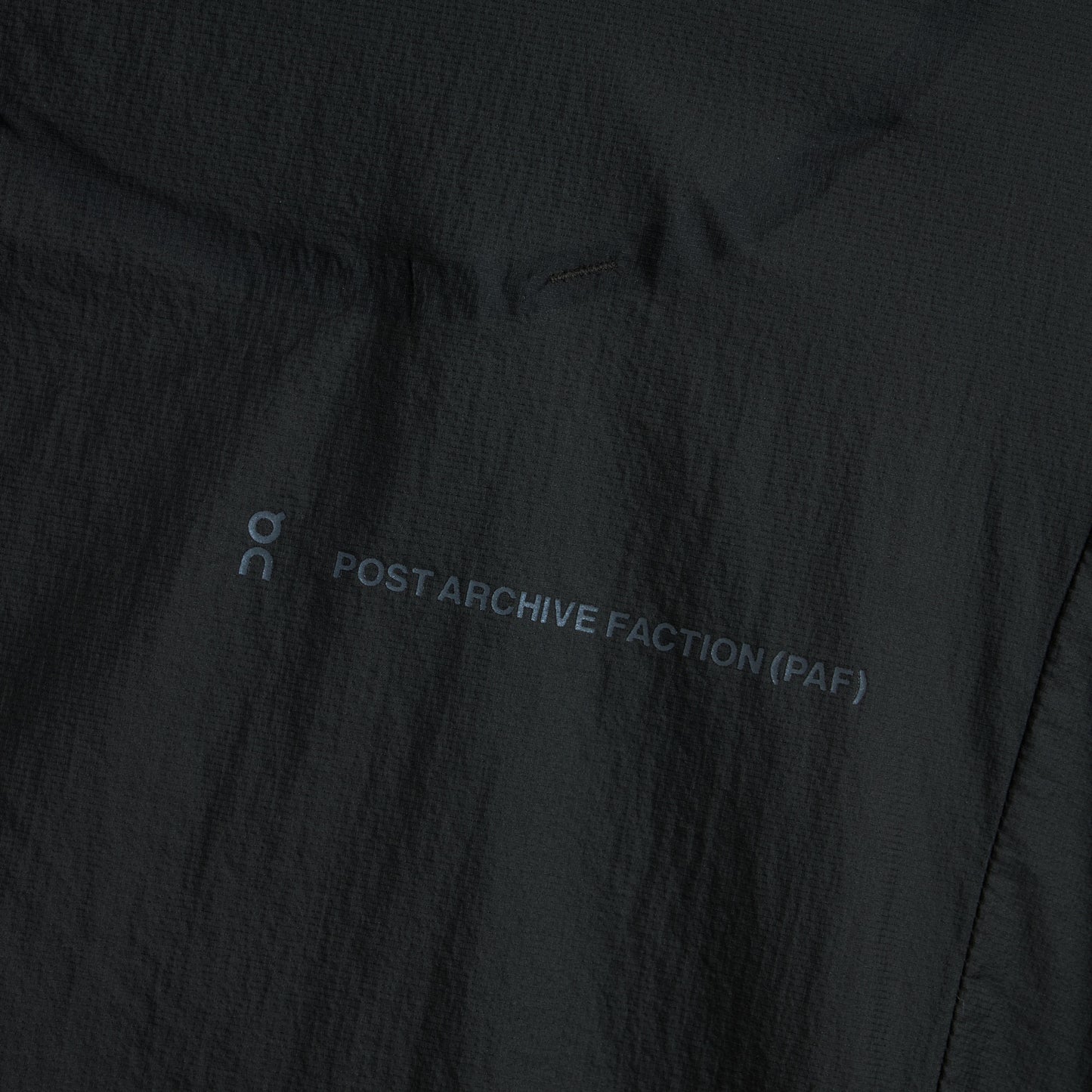 On x PAF Zero Jacket PAF / Molasse