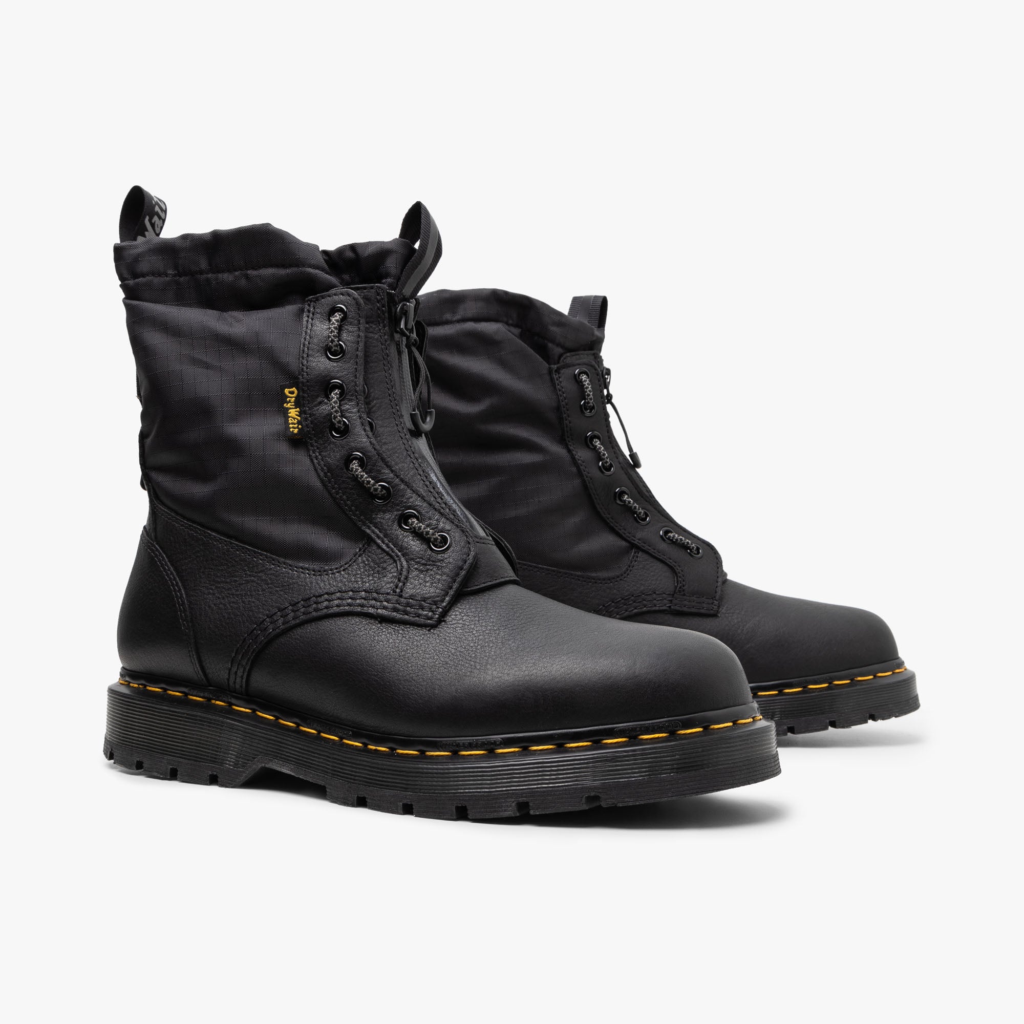 Dr. Martens 1460 Trinity Tudor Imperméable / Noir – Livestock