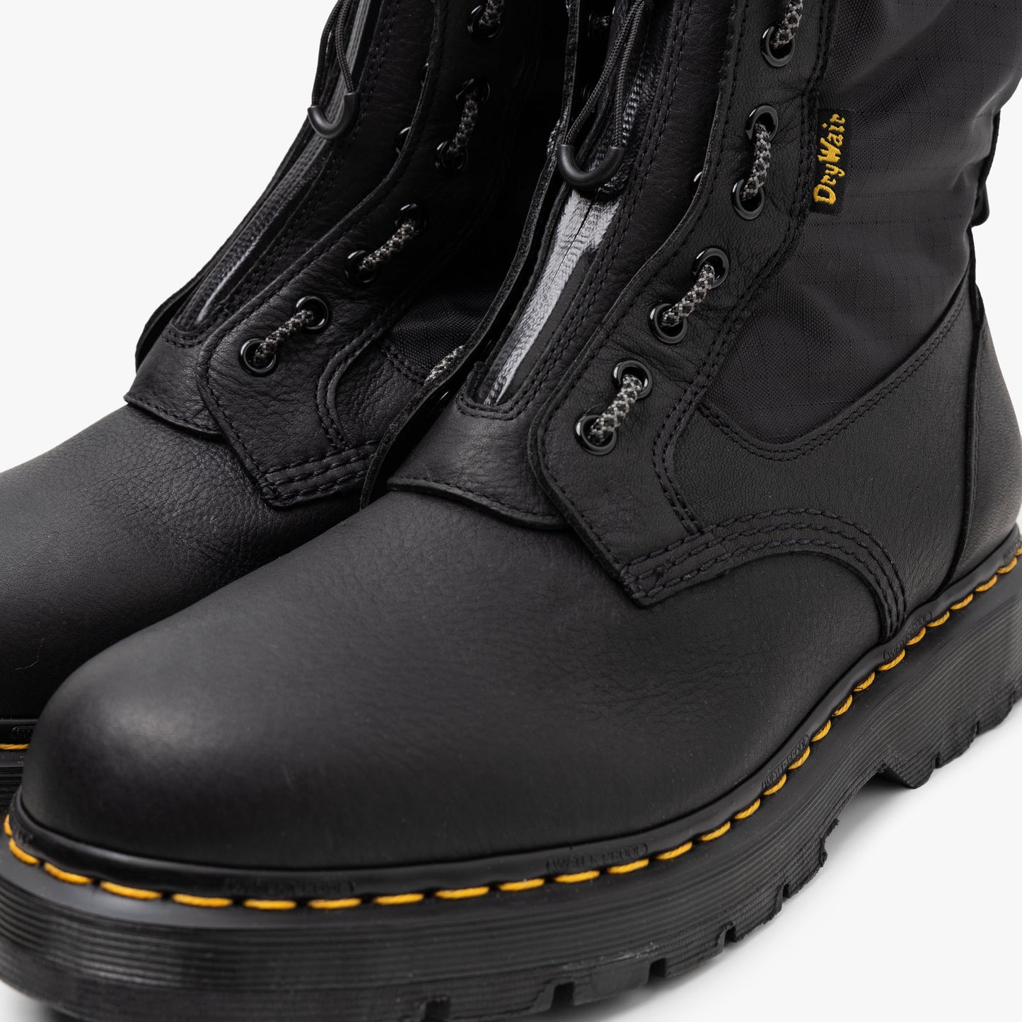 Dr. Martens 1460 Trinity Tudor Imperméable / Noir