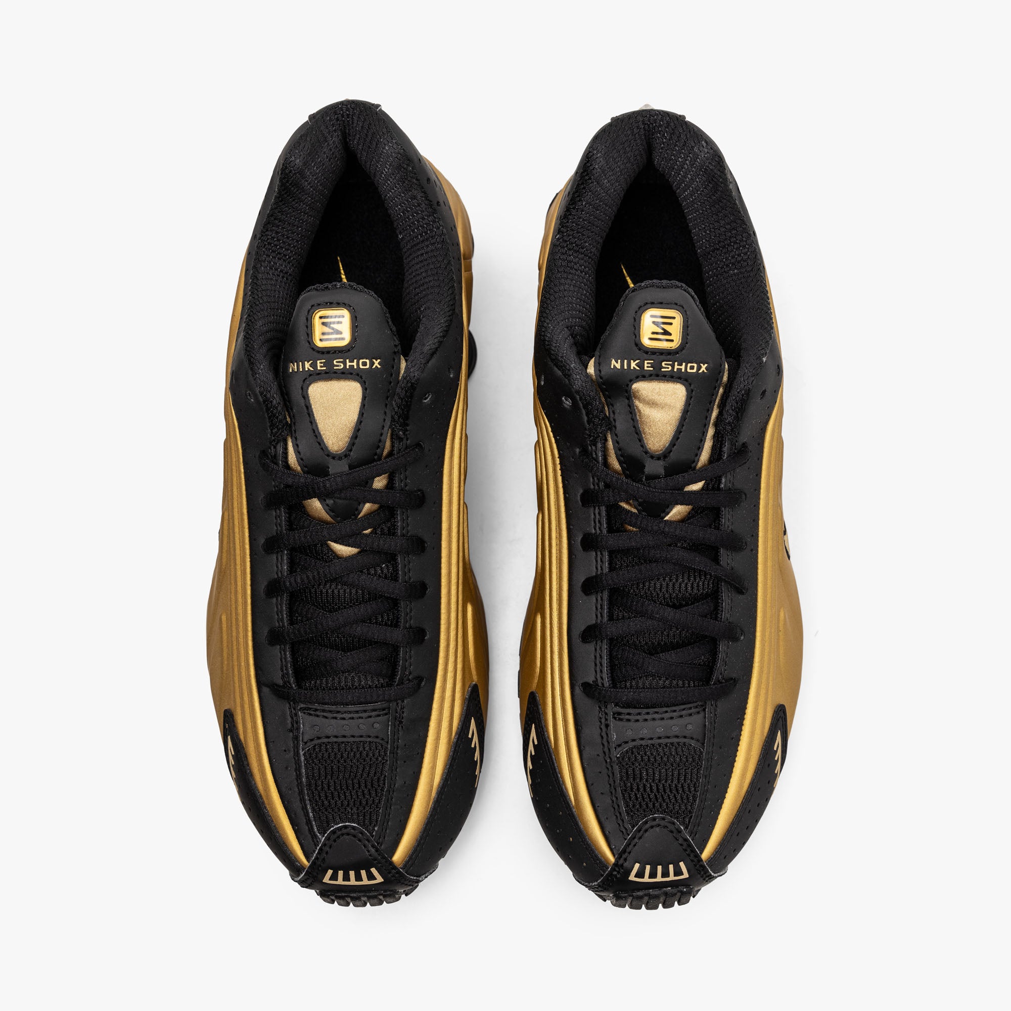 Nike shox r4 black gold on sale