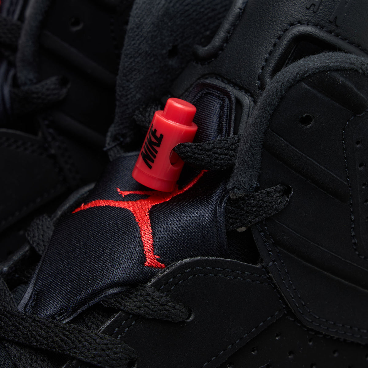 ** NE PAS RENOUVELER RTV MARS 2026 ** Jordan 6 Retro Infrared Noir / Rouge cramoisi clair