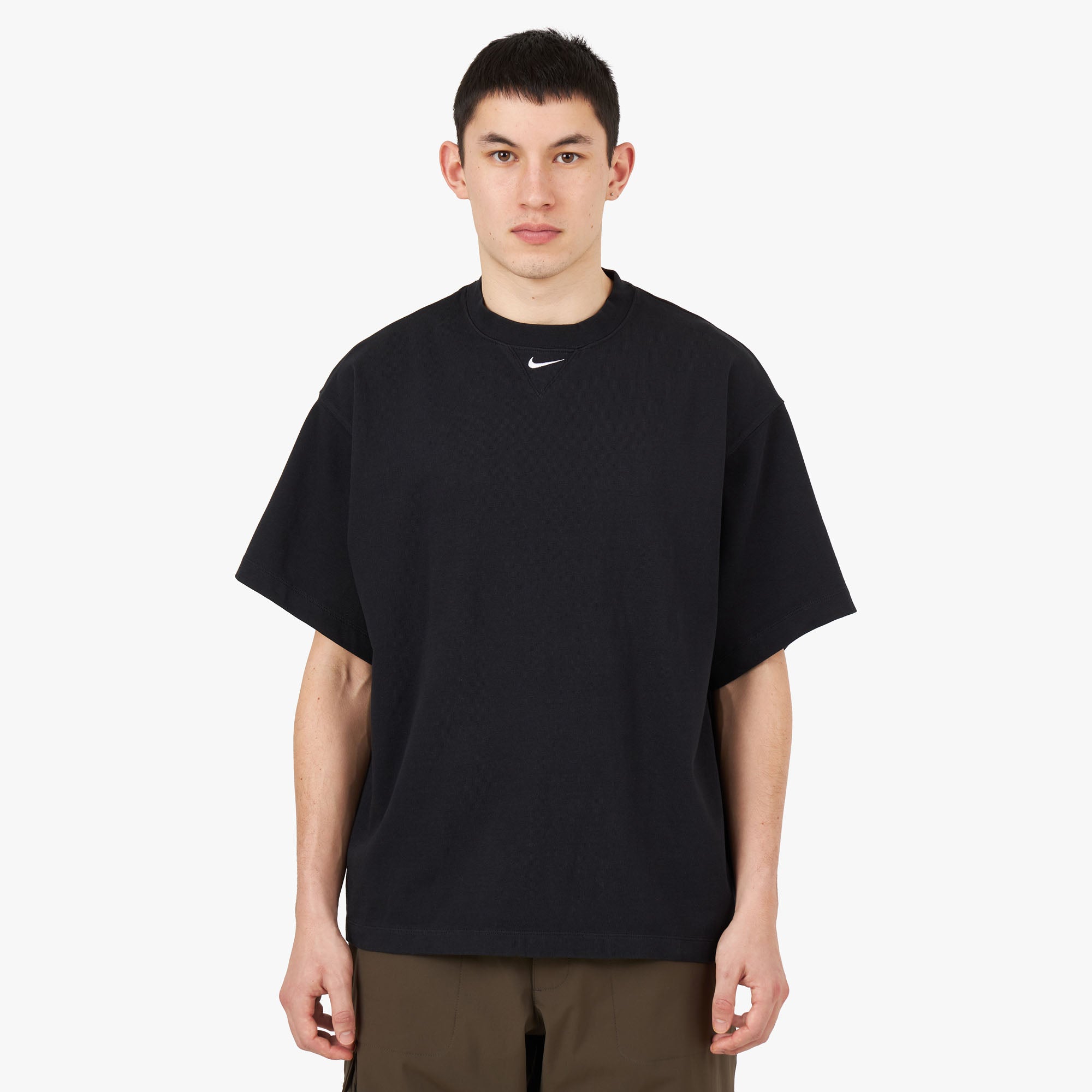 How to Style a Nike Oversized T-shirt. Nike CA