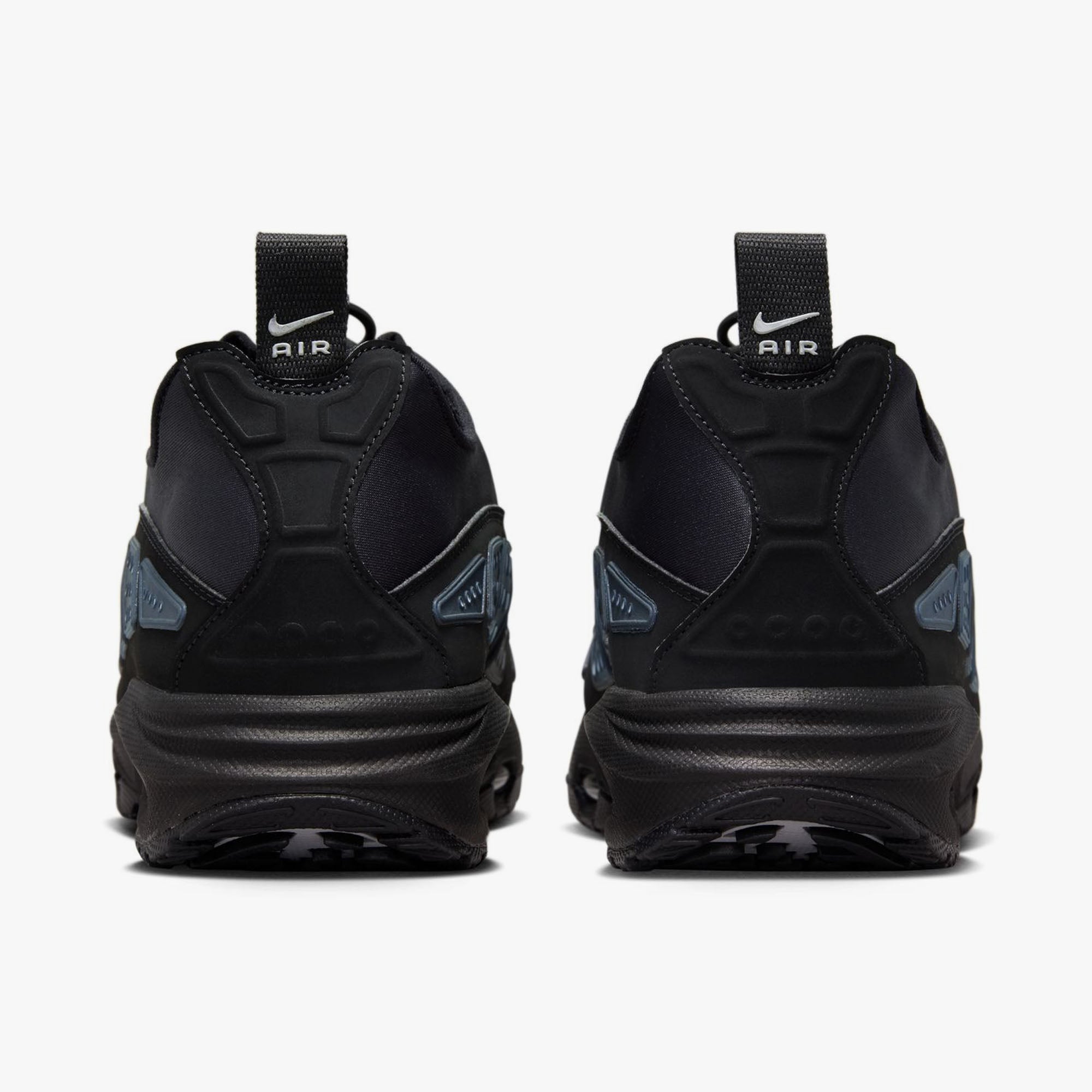 Nike Women's Air Max SNDR Black / Silver | Livestock
