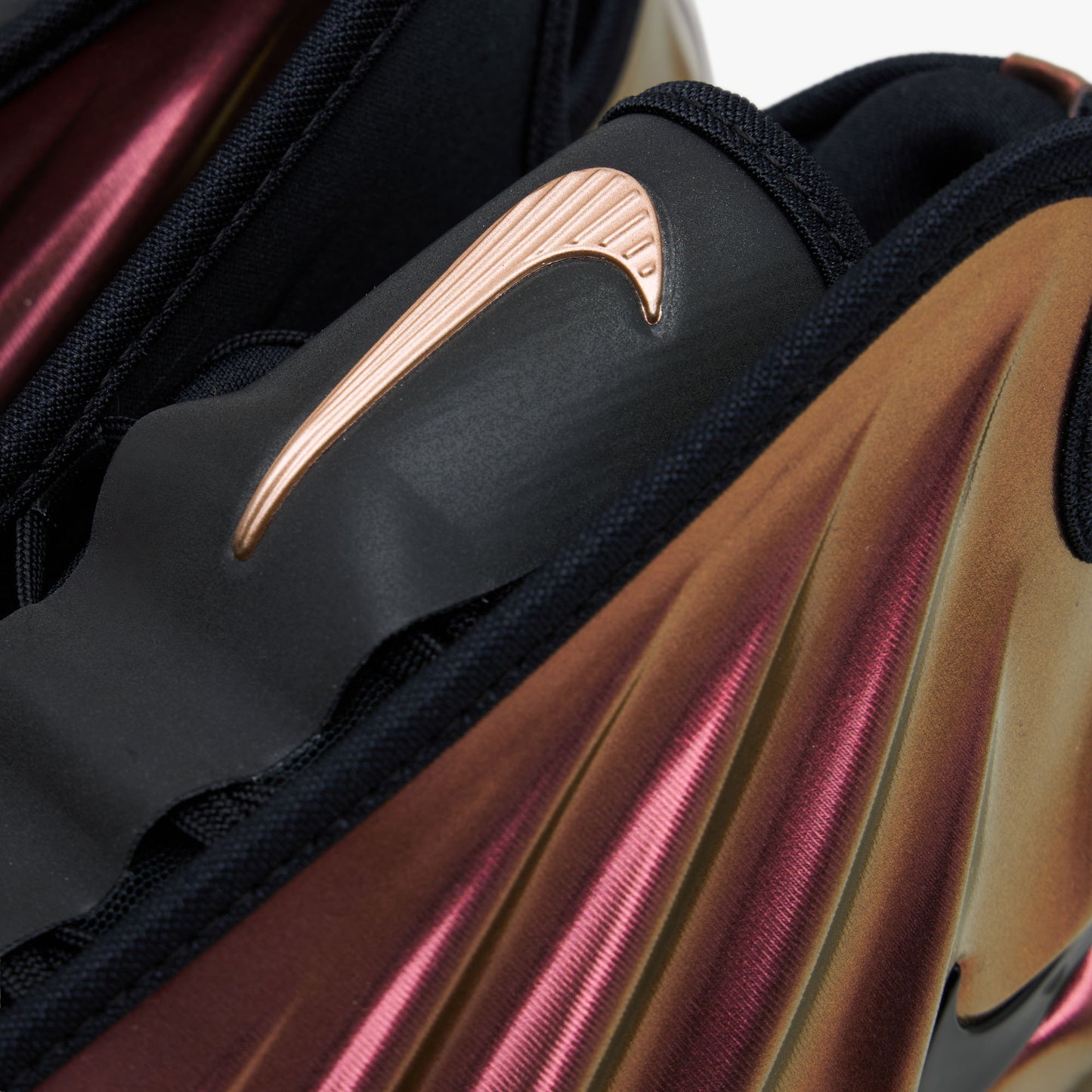 Nike G.T. Future Bronze Rouge Métallique / Noir