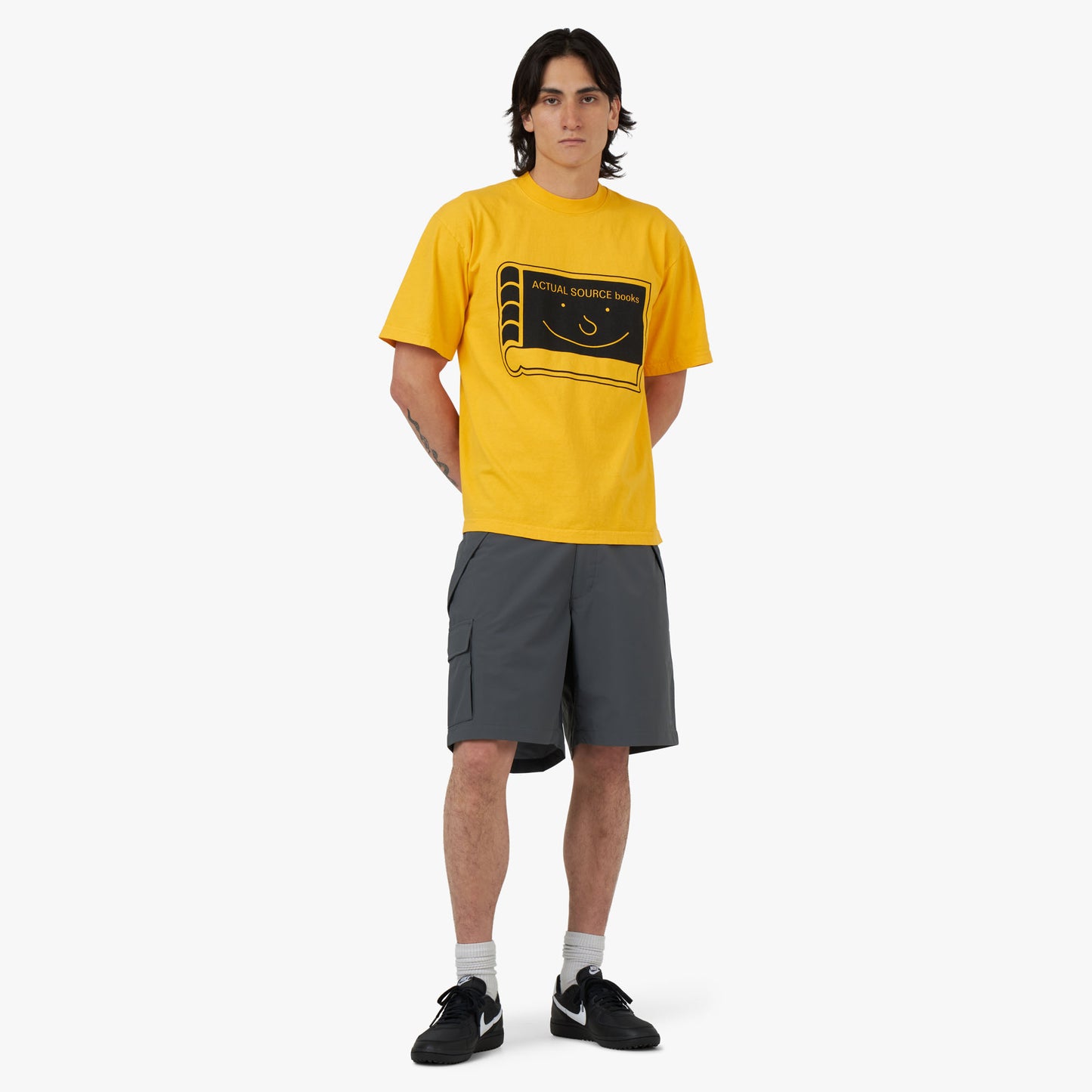 Actual Source Happy Book t-shirt / Jaune