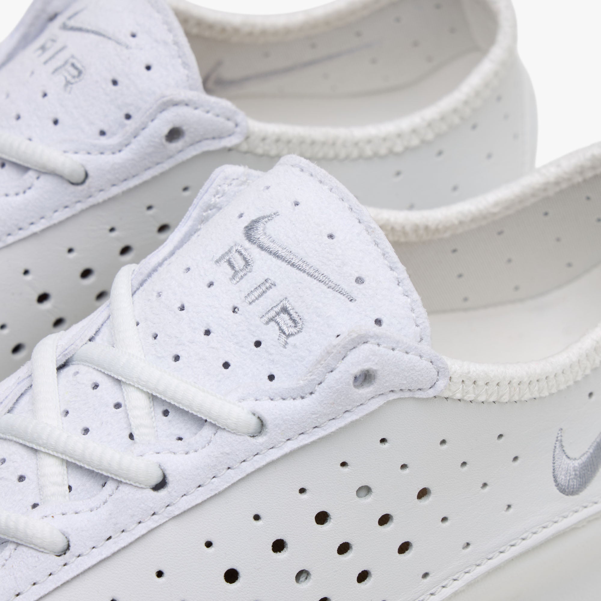 Nike Women's Air Superfly White / Metallic Silver - Black | Livestock