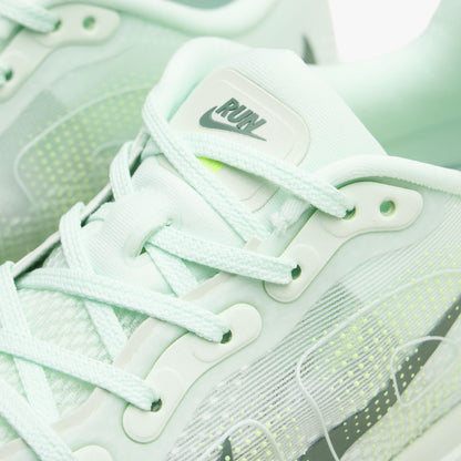 Nike Vomero Premium Barely Green / Clay Green - Barely Volt
