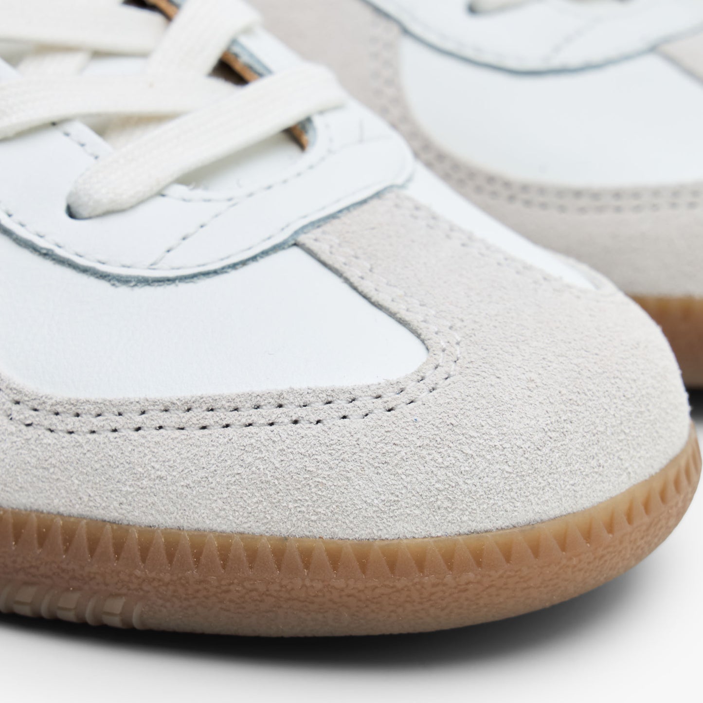 adidas BW Army Blanc cassé / Indigo nuit - Gomme