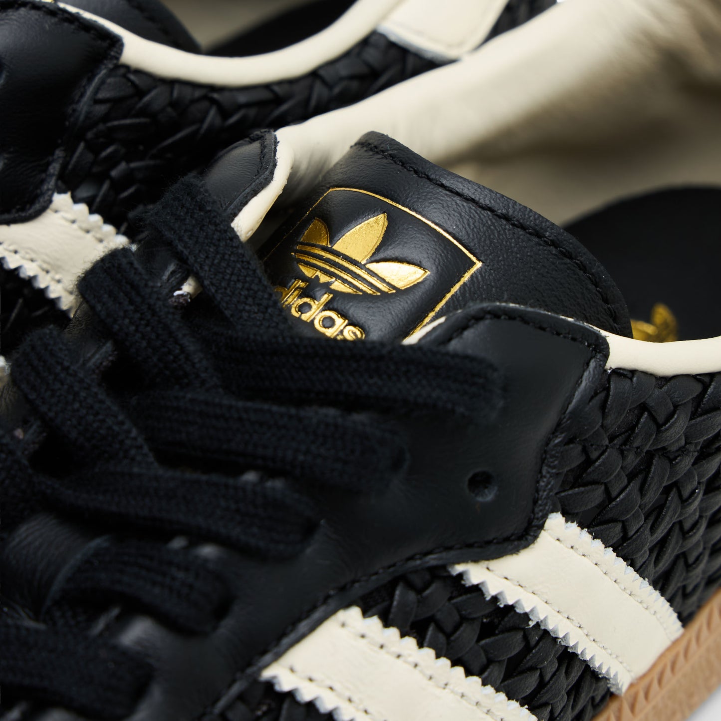 adidas Originals Women's Samba OG Core Black / Cream White