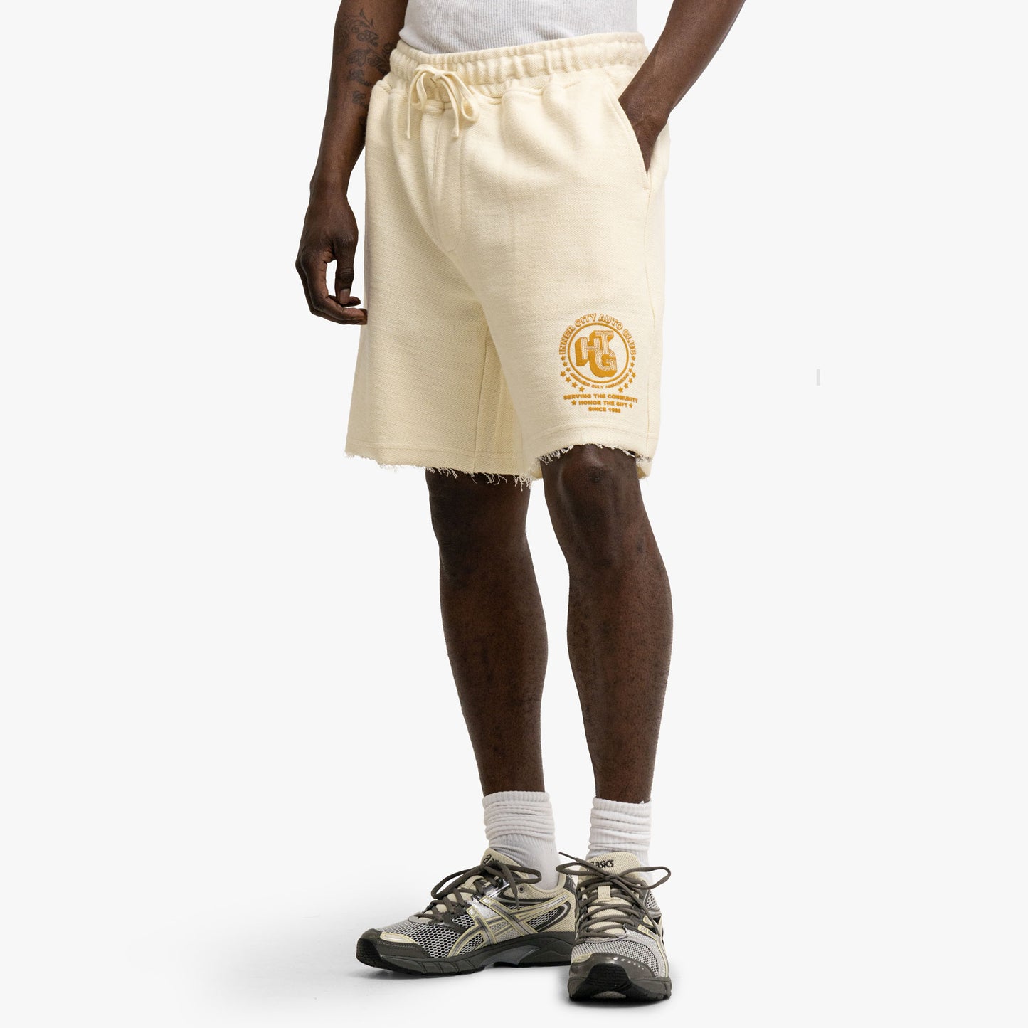 Honor The Gift Race Short Blanc