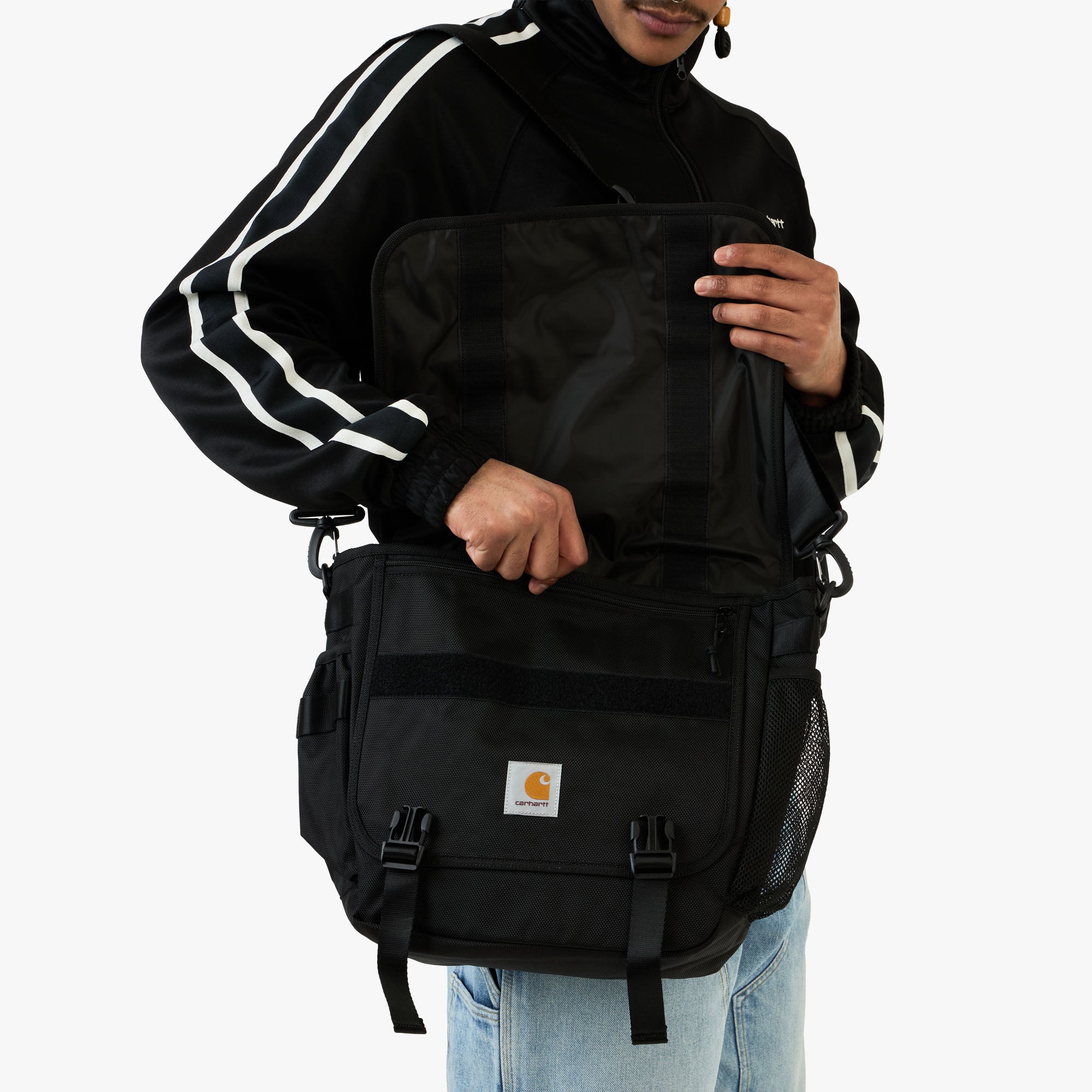 Carhartt WIP Prescott Shoulder Bag / Black | Livestock