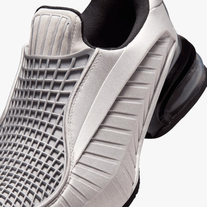 Nike Womens Air Max Dolce Metallic Silver / Black - Metallic Silver
