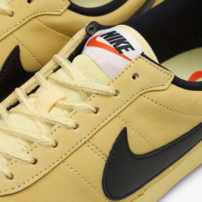 Nike Astrograbber Jaune doux / Noir - Voile