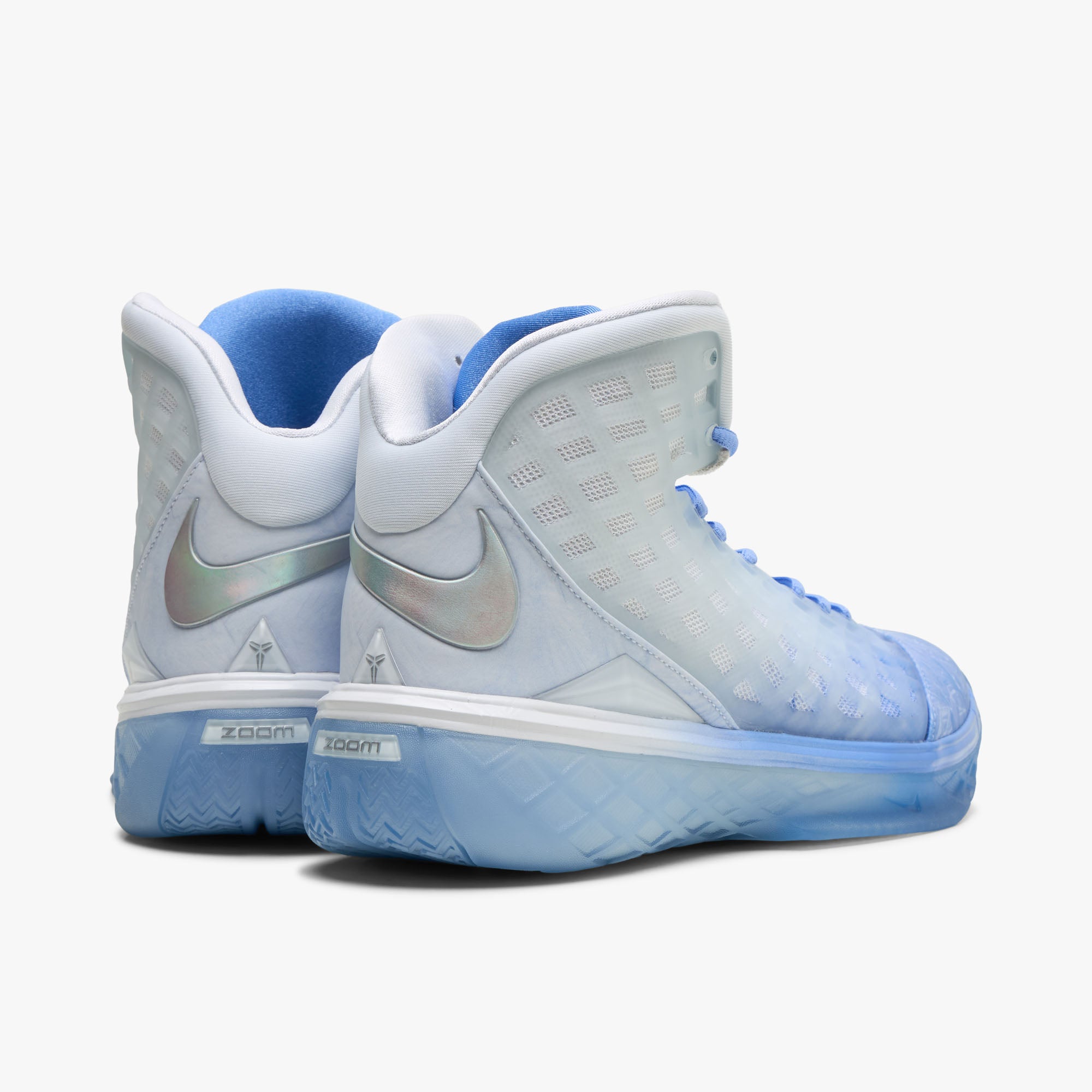 Nike Kobe III Protro Royal Pulse / Chrome - White – Livestock